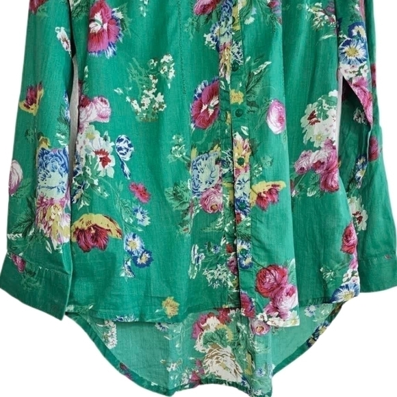 Floral green cotton button down top Made in India - Picture 4 of 11